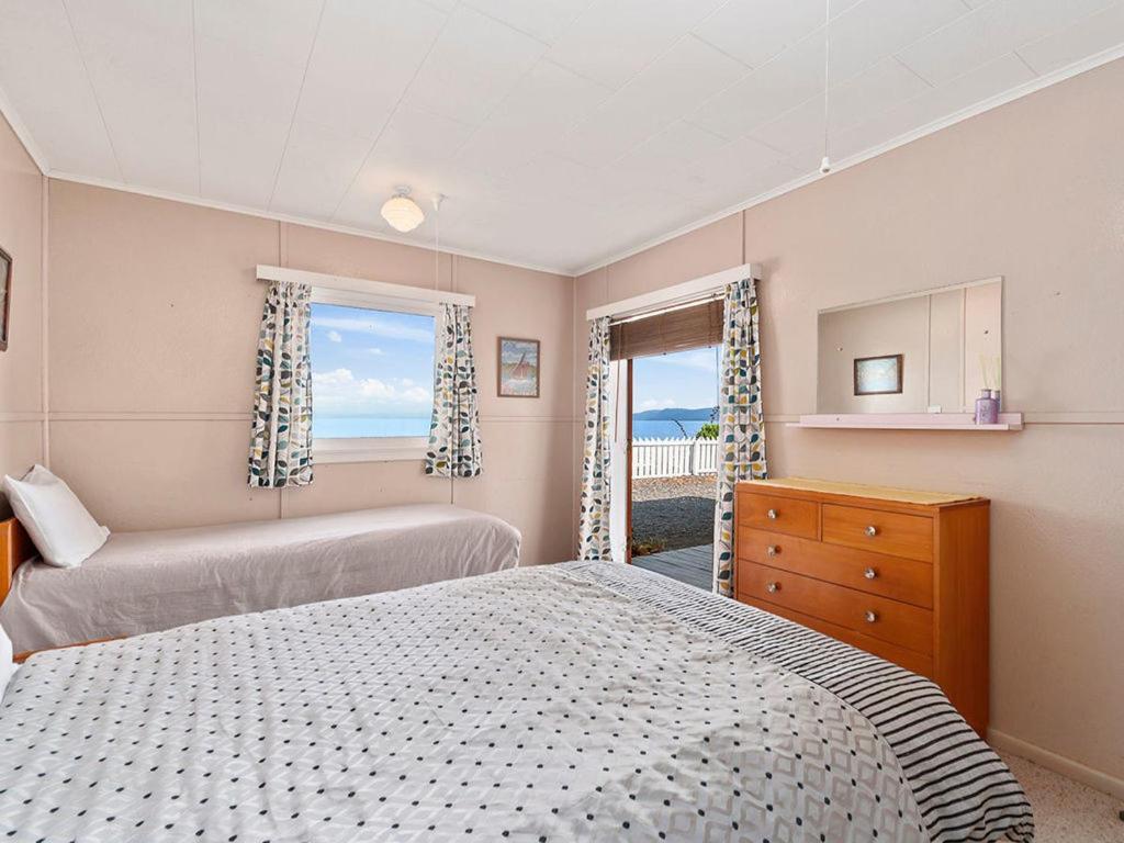 Lake Edge Cottage - Waitahanui Holiday Home Exterior foto